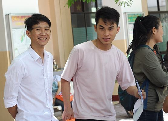 2 cán bộ coi thi bị kỷ luật trong ngày thi thứ 2