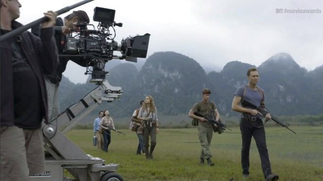 Tom Hiddleston: Ấn tượng nhất với vịnh Hạ Long