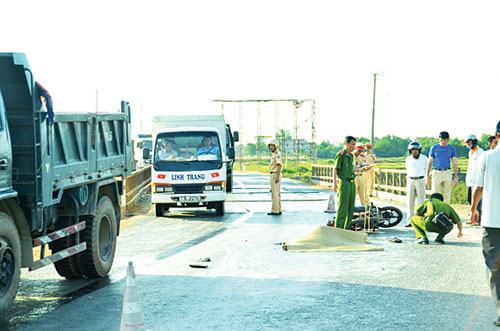 Tông chết người rồi bỏ chạy