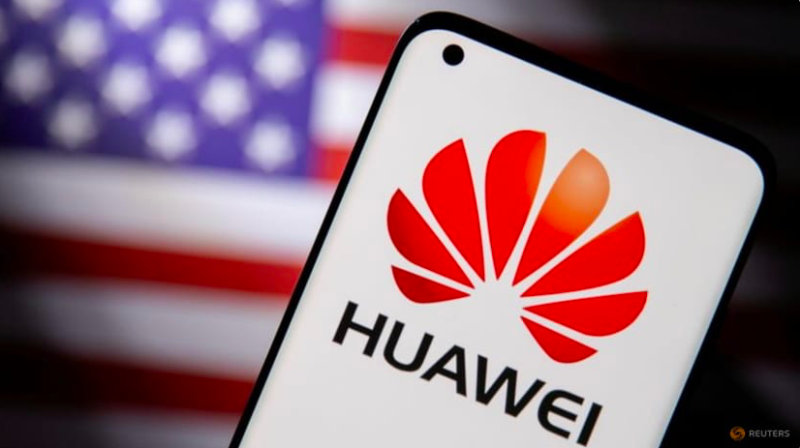 Tổng thống Mỹ ký luật tăng cường ngăn chặn Huawei, ZTE