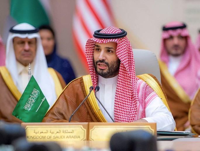 Vừa gặp ông Biden, Thái tử Ả Rập Saudi lại thảo luận với Tổng thống Nga về thị trường dầu mỏ - Ảnh 2.