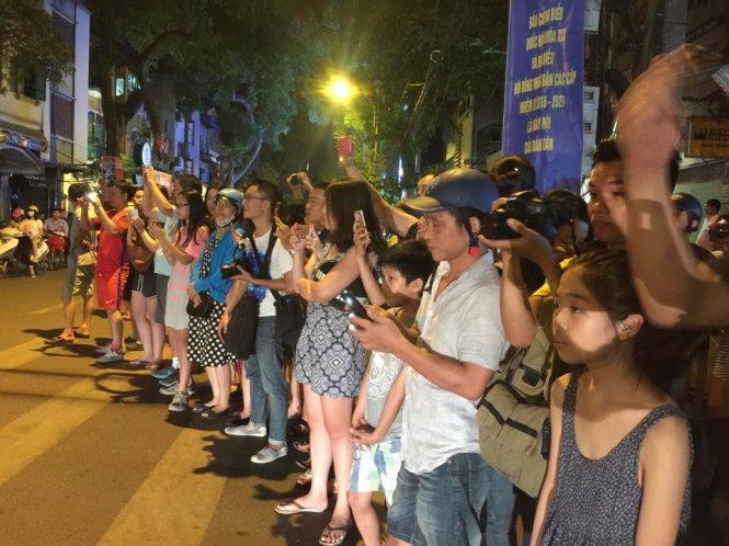 Tổng thống Obama thưởng thức bún chả Hà Nội 