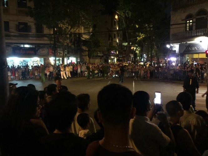 Tổng thống Obama thưởng thức bún chả Hà Nội 