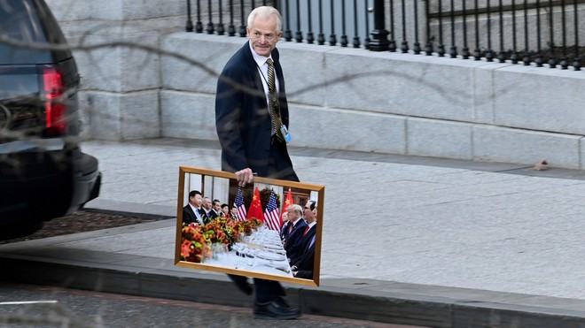 Tổng thống Trump rời Nhà Trắng trước buổi nhậm chức của ông Biden - ảnh 1