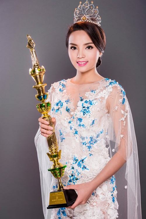 Top 3 HHVN 2014 rạng rỡ dưới đôi mắt của nhiếp ảnh gia Phạm Hoài Nam - ảnh 2