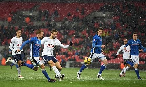 Tottenham thắng trận đá lại Cup FA bằng tỷ số quần vợt