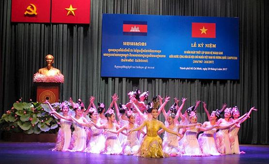 Việt Nam – Campuchia: TP.HCM luôn xem trọng tình hữu nghị giữa hai nước