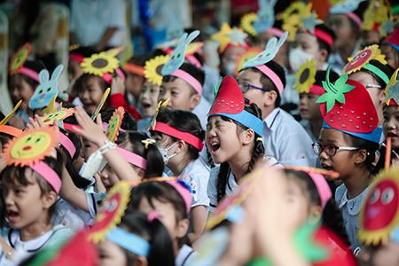 TP.HCM ngăn chặn lạm thu năm học mới