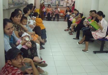 TPHCM: Bệnh tay chân miệng bùng phát, thêm 3 trẻ tử vong