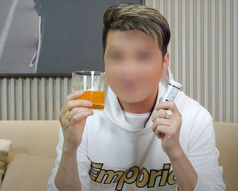 TPHCM chấn chỉnh hoạt động của các nghệ sỹ tham gia quảng cáo ảnh 1