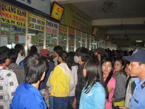 TP.HCM: Đề nghị không tăng giá vé xe Tết