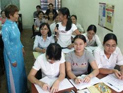 TP.HCM hoàn thành phổ cập trung học