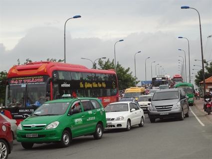 TPHCM: Kẹt xe nghiêm trọng sau kỳ nghỉ lễ