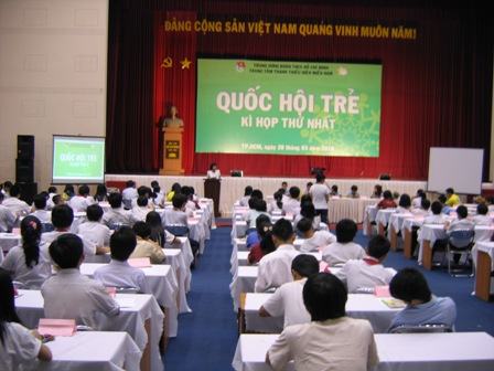 TPHCM: Khi học sinh làm “ông bà nghị”