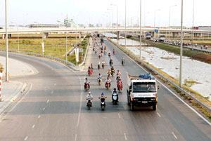 TP.HCM: Kiên quyết giữ gìn trật tự an toàn giao thông