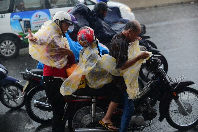 ​TP.HCM mưa giải nhiệt trên diện rộng 