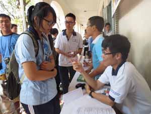 TP.HCM: Nghề “gõ đầu trẻ” vẫn hút việc làm