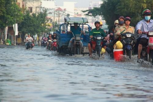 Triều cường dịp cuối năm