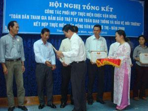 TP.HCM: Phấn đấu thực hiện tốt công tác ATGT năm 2010