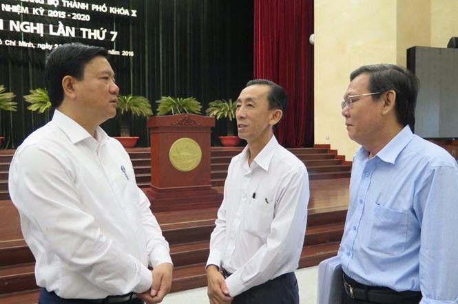 TP.HCM quyết tâm rút ngắn thủ tục thuế, hải quan, đất đai