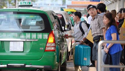 TP.HCM sa thải 642 tài xế taxi