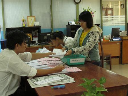 TPHCM: Thí sinh chưa vội nộp hồ sơ dự thi ĐH, CĐ