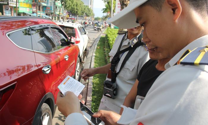 11-5 da nang thu phi dau xe 11-5 da nang thu phi dau xe