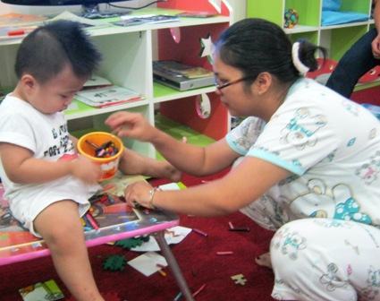 TPHCM: Trường mầm non đóng cửa, phụ huynh cuống cuồng tìm chỗ gửi con