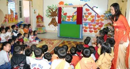 TP.HCM: Tuy&ecirc;n dương nh&agrave; gi&aacute;o trẻ ti&ecirc;u biểu