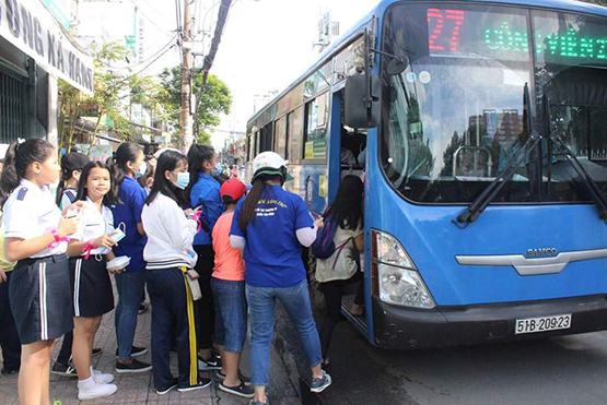 Hành trình khám phá thành phố cùng buýt