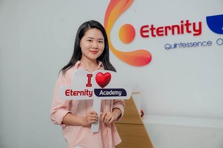 Cô gái đạt 7.0 IELTS nhờ học bổng E-prize của Eternity Academy