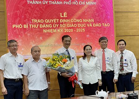 Ông Lê Hoài Nam nhận nhiệm vụ Phó Bí thư Đảng ủy Sở GD-ĐT nhiệm kỳ 2020-2025