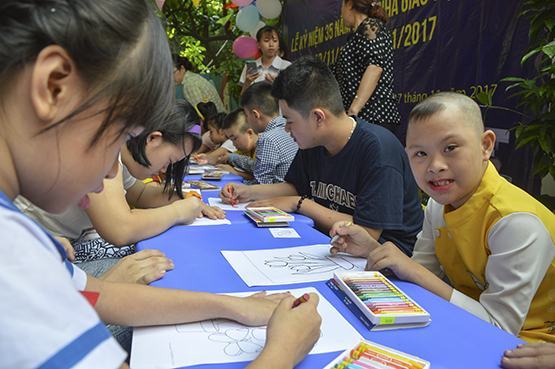 Tri ân thầy cô giáo nhân ngày 20-11