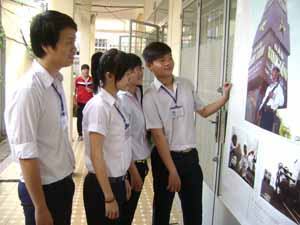 Triển lãm ảnh về Trường Sa