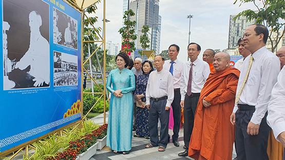 Triển lãm ảnh “Nơi hội tụ sức mạnh khối đại đoàn kết toàn dân tộc”