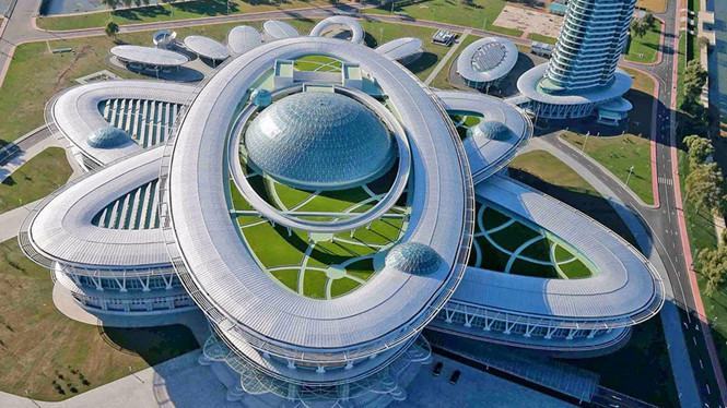 Trung tâm khoa học và công nghệ Triều Tiên tại thủ đô Bình Nhưỡng /// KCNA