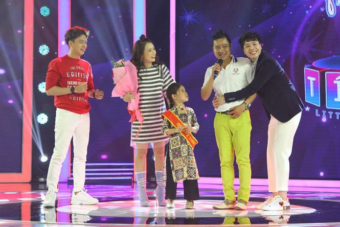 Trịnh Thăng Bình phấn khích trước con gái út cựu danh thủ Nguyễn Hồng Sơn