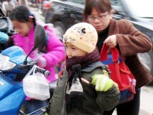 Trời rét đậm, nhiều tỉnh phải cho học sinh nghỉ học