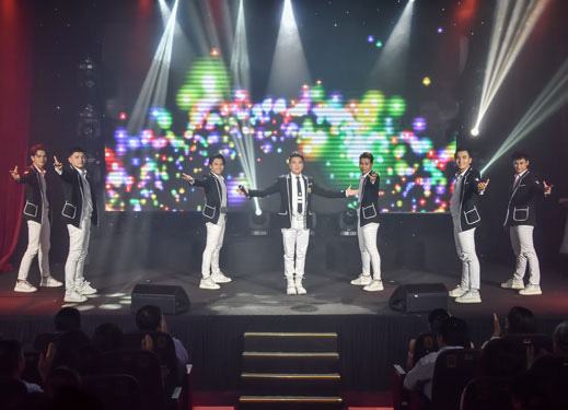 Trọn tấm lòng hướng về miền Trung