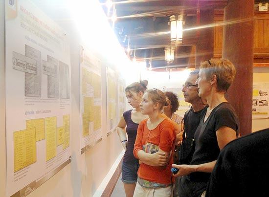 Trưng bày nhiều tư liệu quý về giáo dục Việt Nam