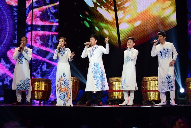 ​Trung Quang đăng quang Thần tượng Bolero 