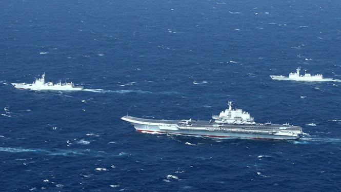 Hải quân Trung Quốc tập trận rầm rộ trên Biển Đông năm 2017  /// AFP