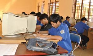 Trung tâm dạy nghề “thoi thóp”