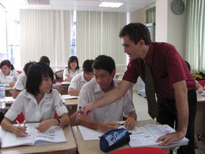 Trung tâm ngoại ngữ ở TP.HCM: Chất lượng đào tạo vẫn còn thả nổi