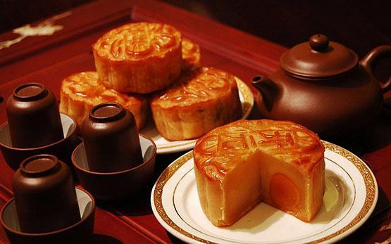 Bánh trung thu ăn sao để… khỏe