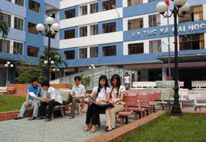 Trước 30-6, đưa vào sử dụng 4 ký túc xá