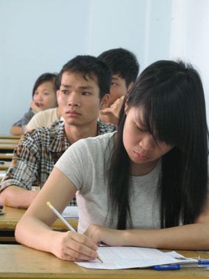 Trước ngày 10-8 sẽ có điểm sàn