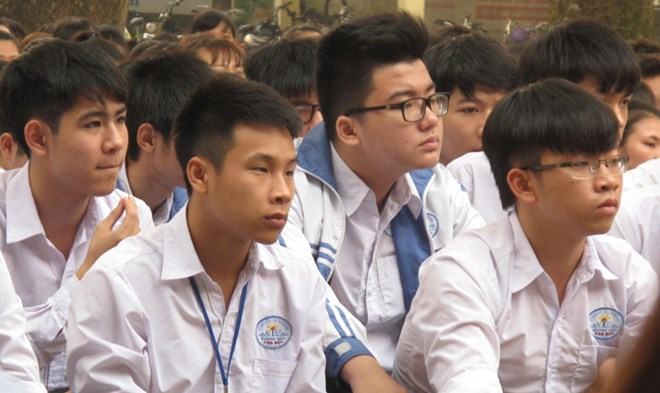 Trường đại học lo thí sinh ảo: Nên lập nhóm ngay