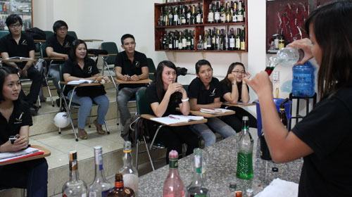 Trường nghề ngày càng thiếu học sinh