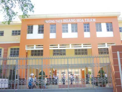 Trường THCS Hoàng Hoa Thám, Q. Tân Bình: Vượt khó dạy – học tốt